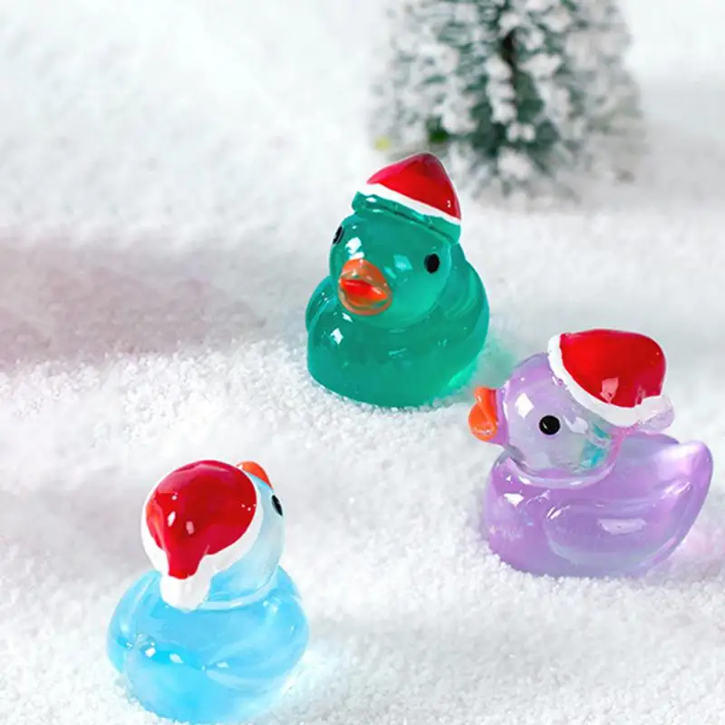 Christmas Mini Resin Ducks Glitter Miniature Christmas Hat Duck Figures Shine Tiny Duck Ornaments Micro Landscape Decor