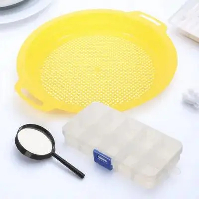 

1Set Multipurpose Gold Panning Mesh Pan Plastic Filter Tool Efficient Sifting Sorting Sand Gravel Portable Mesh Pan