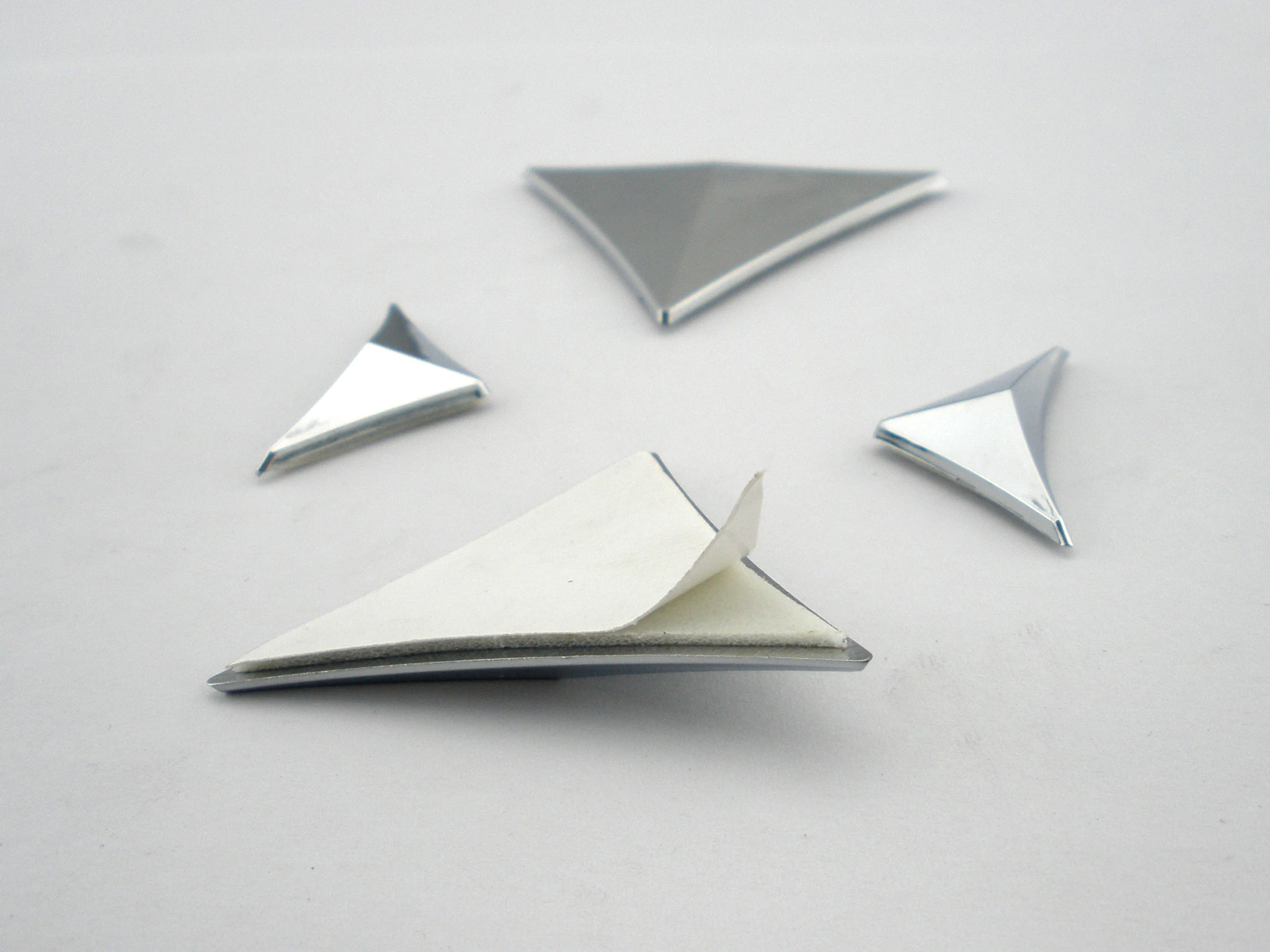 3D Chrome 4 PCS Cone-Shape Like Sticker For Car Emblem DIY Cool Irregular Trunk Decoration