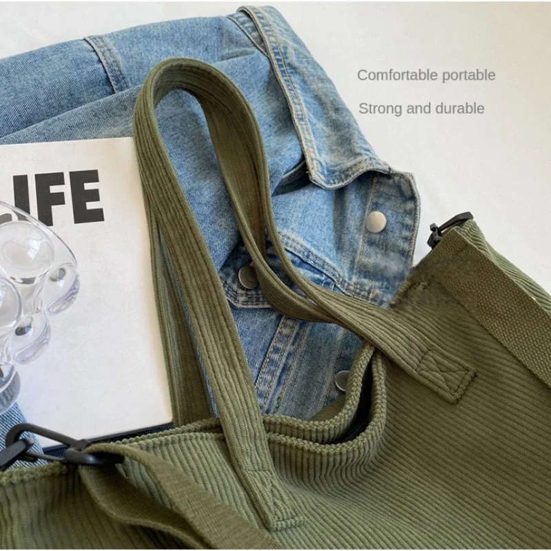 حقيبة كتف عصرية متعددة الاستخدامات للكلية للتنقل بالرياح حقيبة مربعة للجنسين حقيبة كروس محمولة ذات سعة كبيرة للترفيه #4