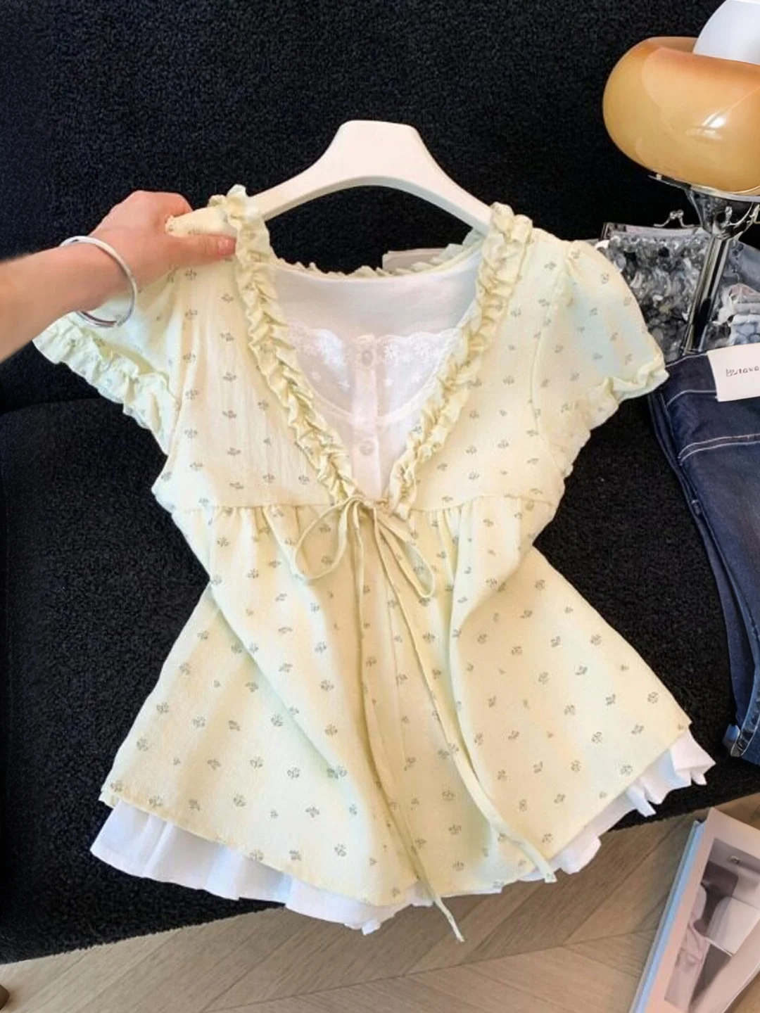 

Floral Print Separate Design Women's Shirt Summer 2026 New Style Bow Tie Sleeveless Top Korean Style Commute Fashion