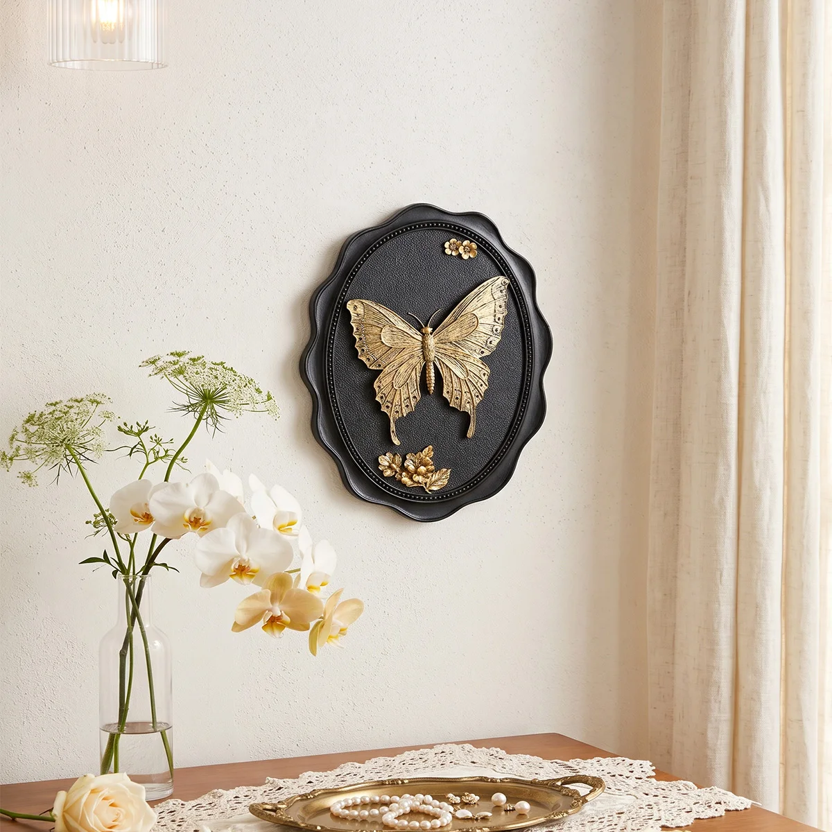 1PC，French-Style Oval Wave-Shaped Border Three-Dimensional Relief Butterfly Pendant Decoration