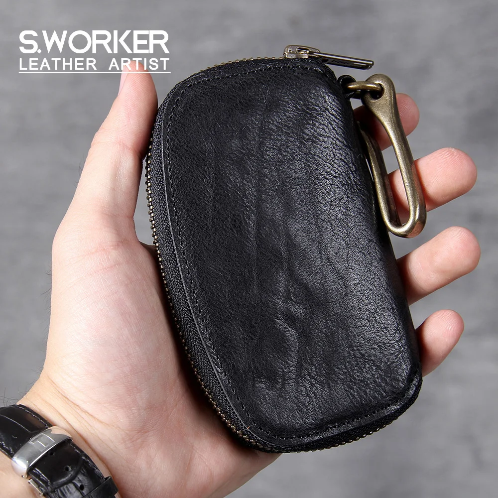 S.WORKER Handgefertigtes Echtleder-Schlüsseletui aus Vollnarbigem Rindsleder, Kartenhalter, Vintage-Schlüsselanhänger mit Messingschnalle – Detail 2