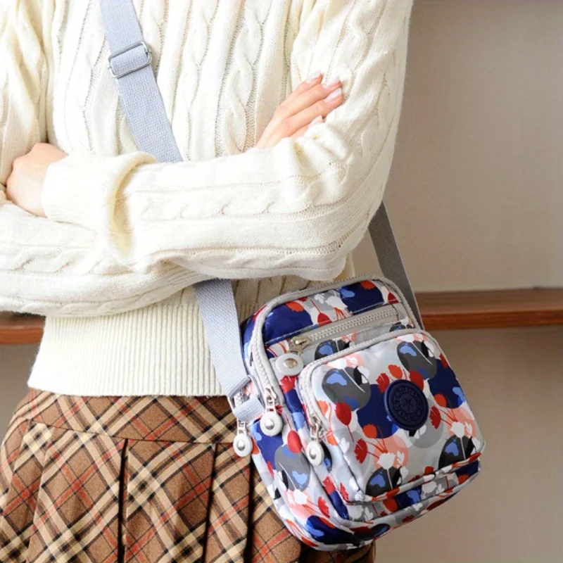 Casual Floral Messenger Bag for Women – Durable Oxford Cloth Crossbody Bag with Adjustable Strap, Zipper Closure Shoulder Bag