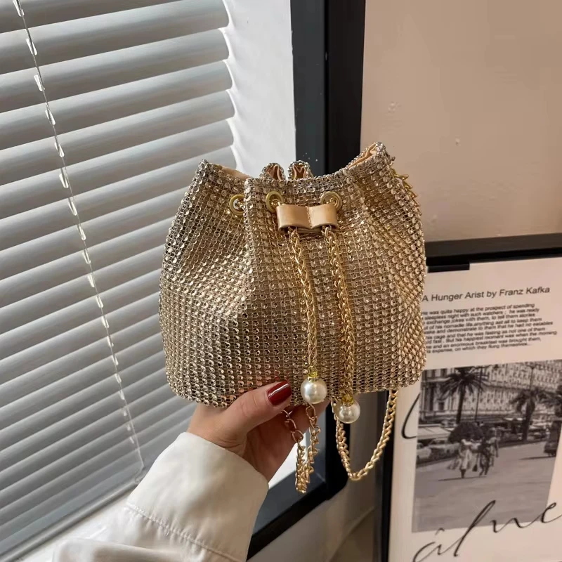 Women Fashion Diamonds Rhinestone Bucket Bags Retro Pearl Chain Ladies Shoulder Bags Shiny Small Crossbody Bags Female Handbags