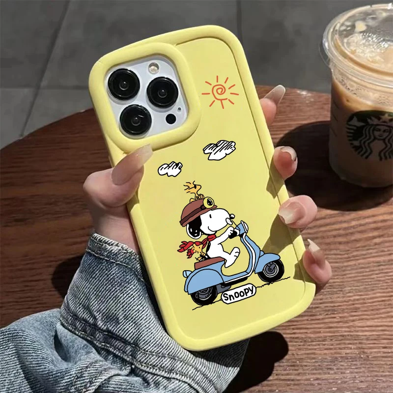 New Snoopy Motorcycle Driver Cartoon Silicone Phone Case For iPhone 16 15 14 13 12 11 Pro Max Xs Max 8 Plus Case Cute Soft Cover