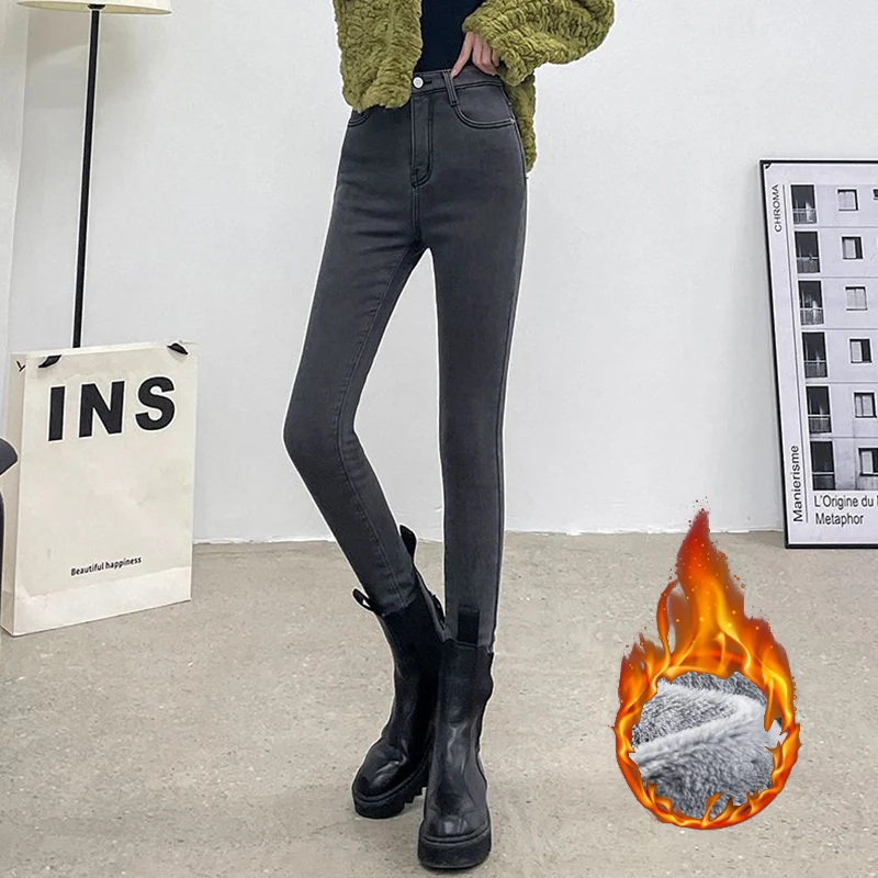 Winter Snow Warm Girls Plush Thermal Thin Jeans Women Fleece Casual Denim Pants Lady Classic Daily Straight Leg Trousers