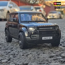 Bburago 1:25 2022 Land Rover Defender 110 SUV Alloy Car Diecasts & Toy Vehicles Car Model Miniature Scale Model Car For Children