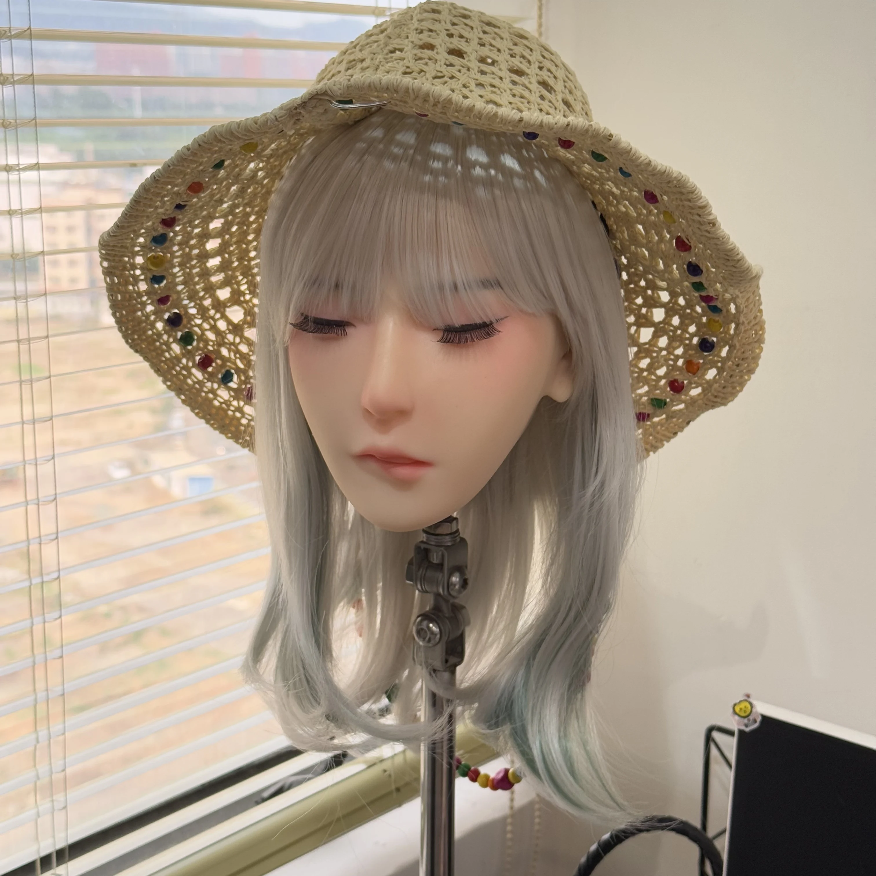 حامل عرض الشعر المستعار - مادة TPE، رؤوس نموذجية أنيقة للشعر المستعار والمجوهرات والنظارات والأقنعة، بما في ذلك الشعر المستعار المطابق (باستثناء ب)