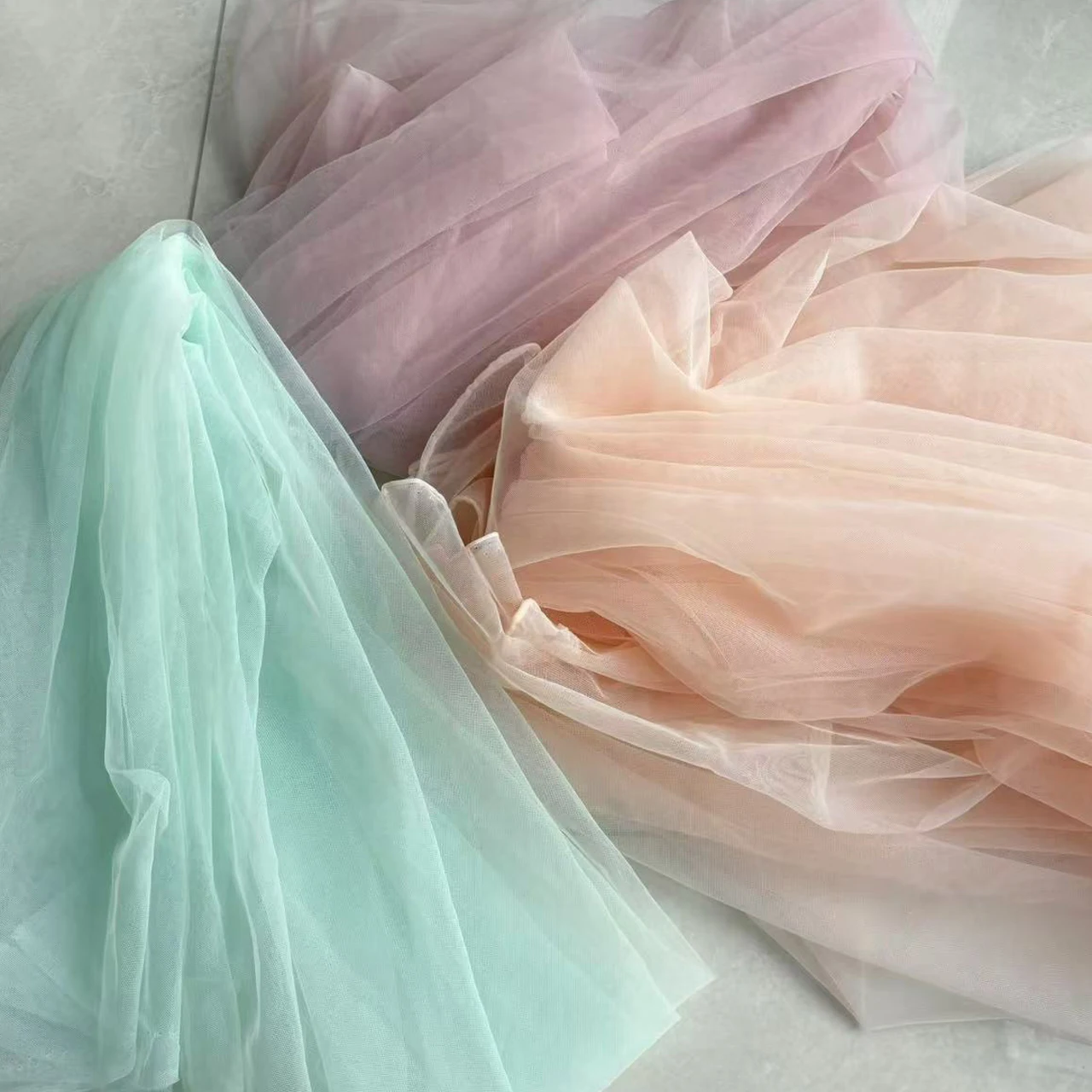 أحمر الخدود البنفسجي لينة تول النسيج الزفاف الاحتفال الستار الملابس شبكة تخطيط كرسي الظهر الغزل توتو DIY بها بنفسك مواد الخياطة