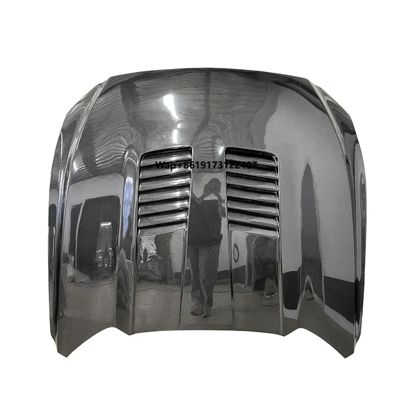 

Карбоновый капот с функциональными вентиляционными отверстиями и съемной задней накладкой для Mustang 2015-2017 (обновление)