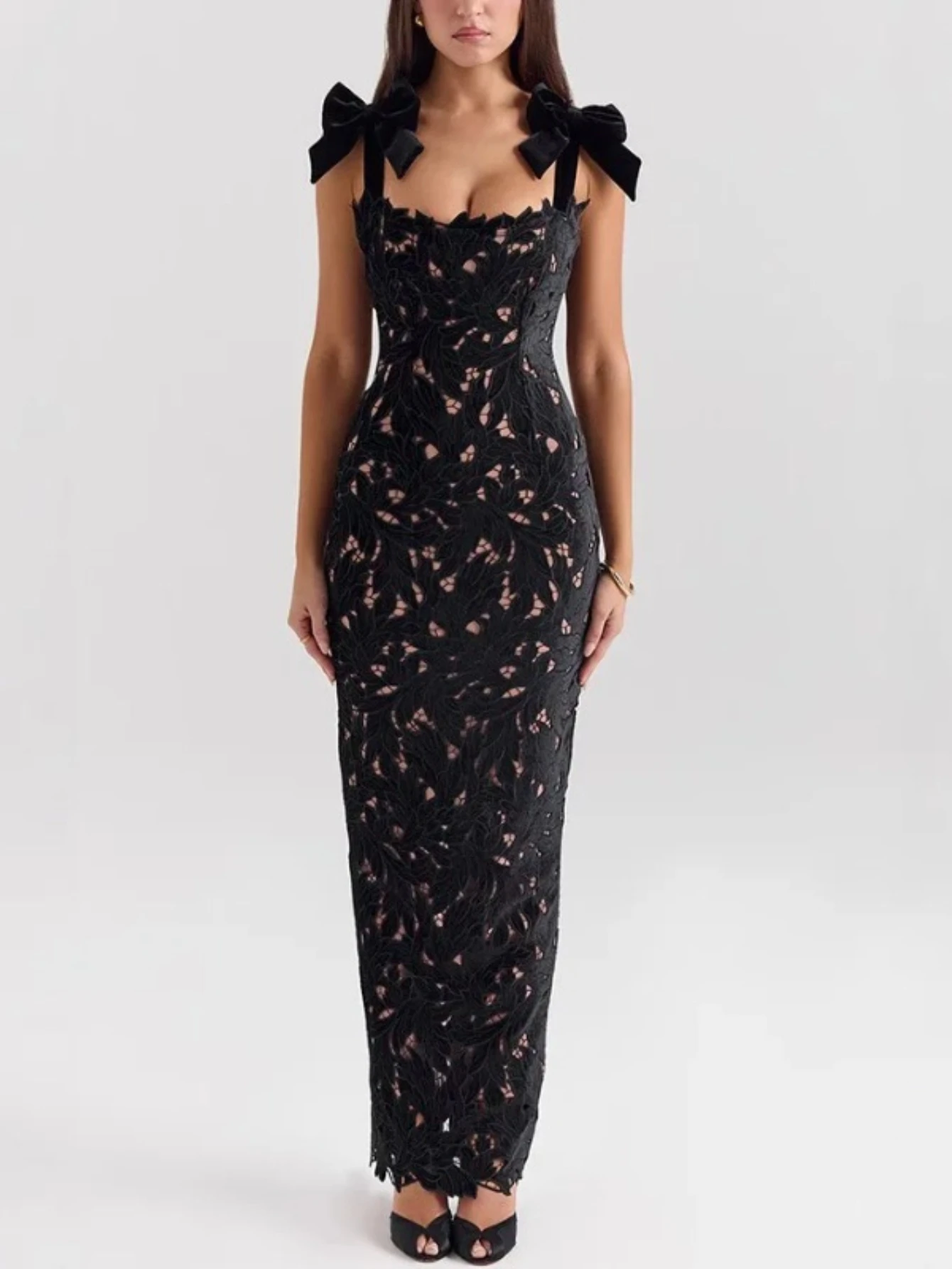 

Новое платье для женщин 2025 года: европейско-американский стиль, весна-лето, кружево, банты, юбка-карандаш, повседневное, для отпуска и вечеринок, в стиле INS.