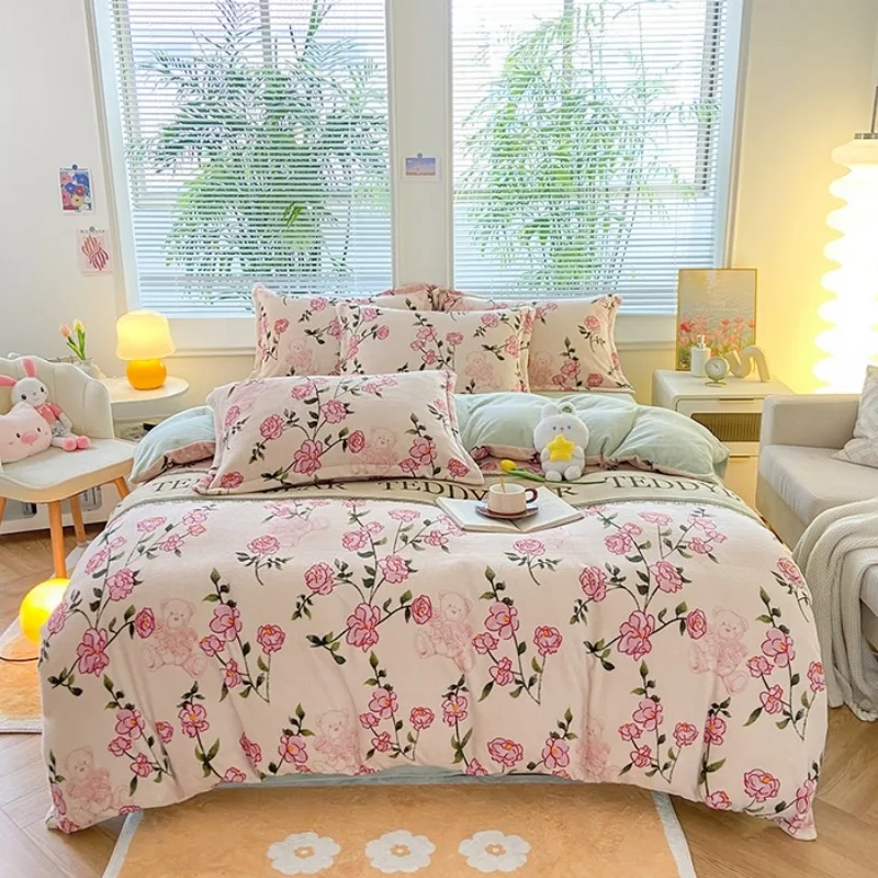 

Floral Printed Velvet 4pcs Bedding Set Winter Thicken Plush Duvet Cover Set with Bedsheet Pillowcase Warm Queen Size Quilt Cover