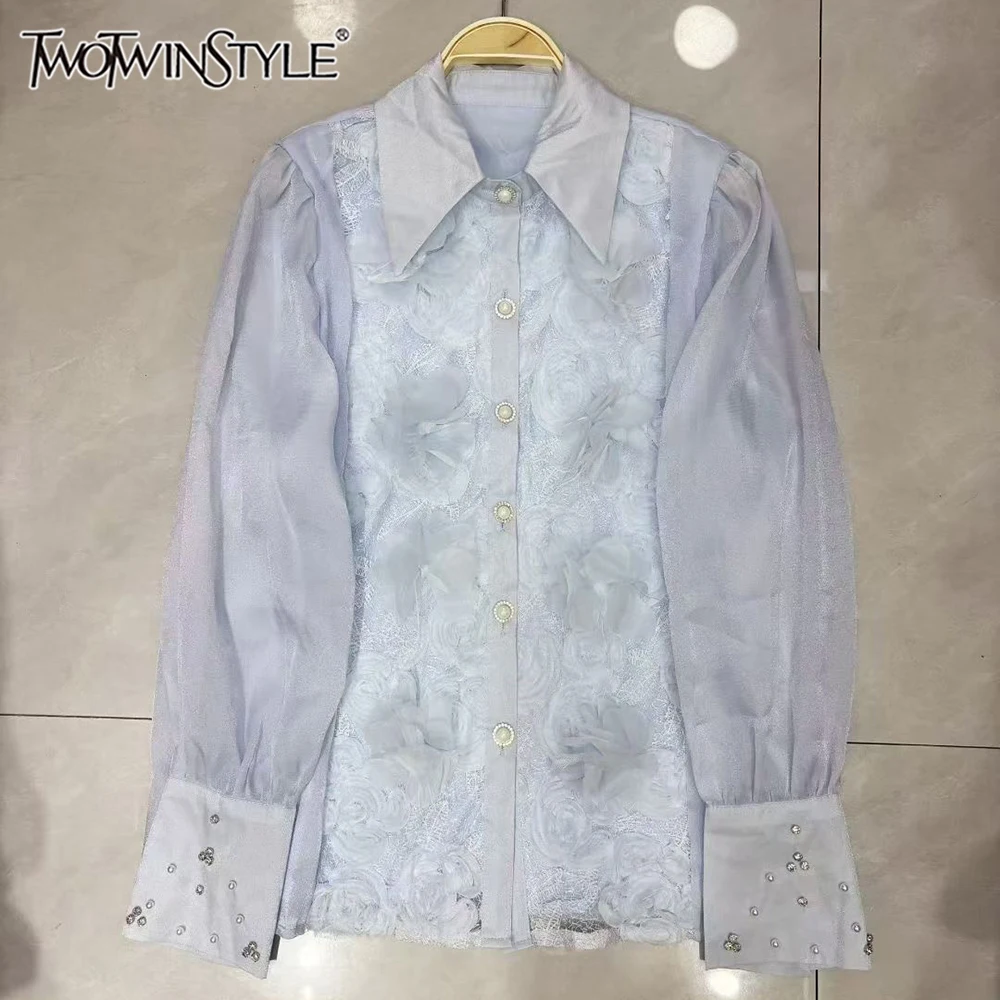 

TWOTWINSTYLE элегантные утягивающие блузки со складками для женщин, повседневные однотонные рубашки с длинными рукавами и лацканами на пуговицах, новые KBL548576