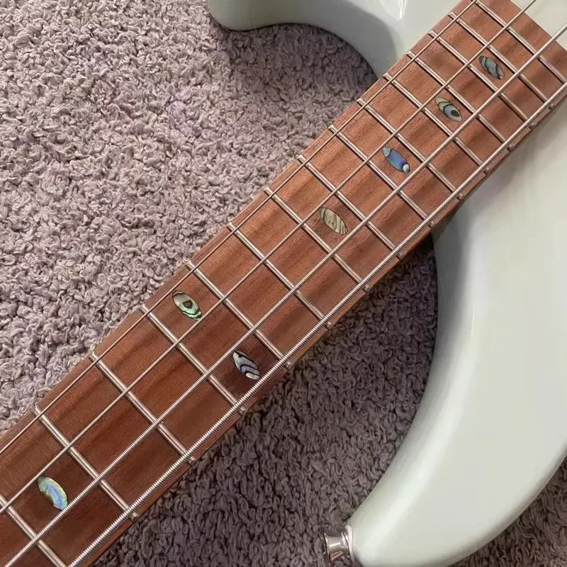 Bajo Eléctrico Mini para Niños Mitchell Short-Scale con Pastillas Estilo PJ de Guitar Center USA