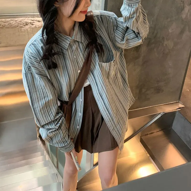 Autumn New Striped Vintage Shirts Female Clothing Loose Versatile Spring Autumn Pockets Spliced College Style Long Sleeve Blouse