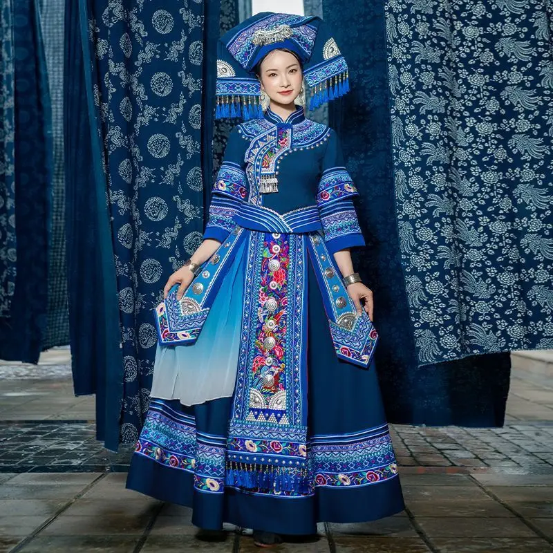 New Chinese folk clothing women's ethnic performance embroidery long skirt