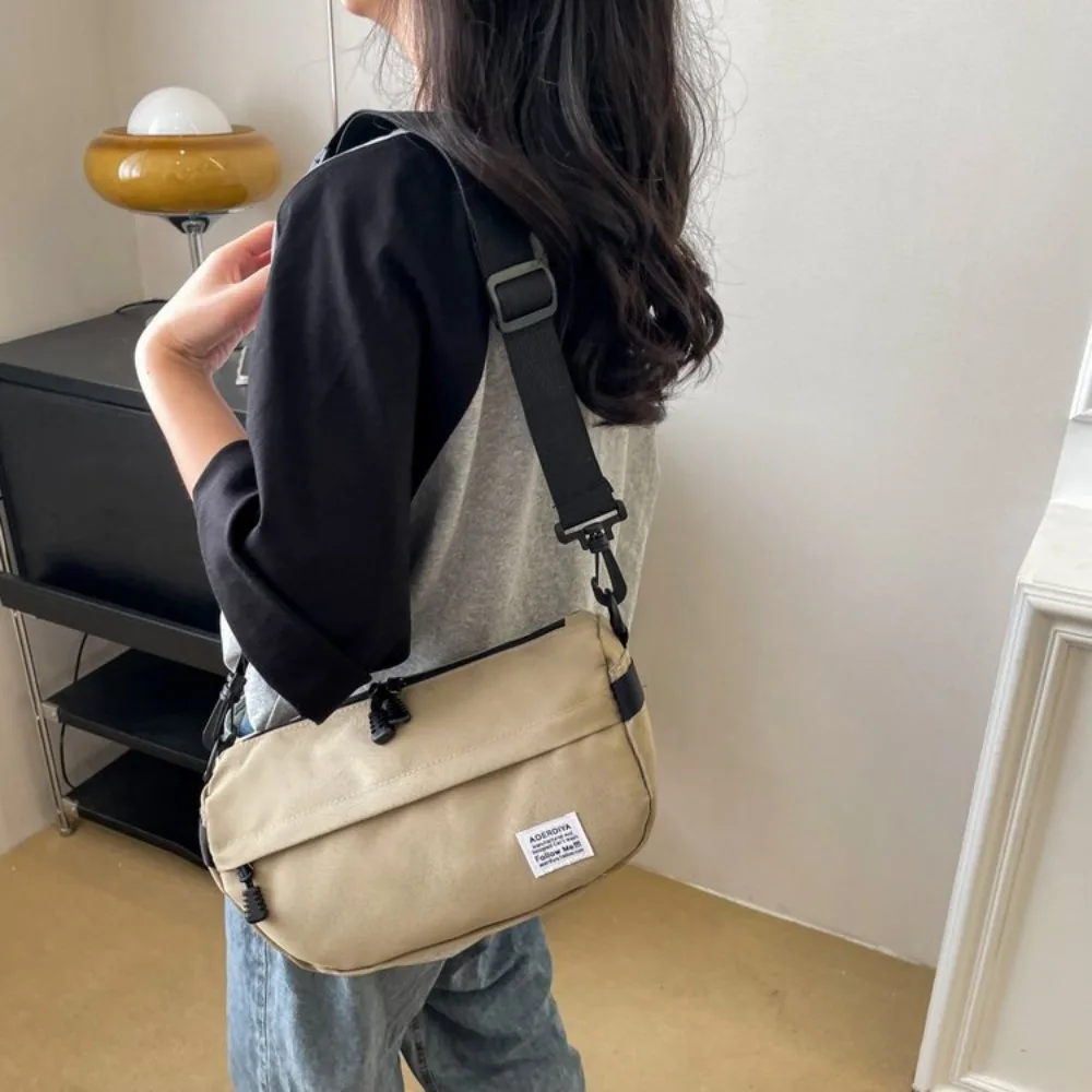 

Oxford Cloth Sports Crossbody Bag Korean Style Waterproof Nylon Shoulder Bag Large Capacity Minimalist Fitness Pouch Travel