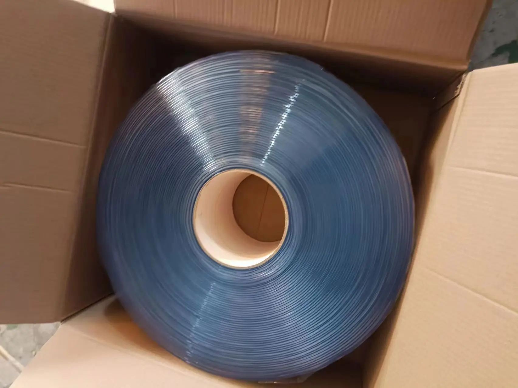 2025PVC لينة الباب شريط بلاستيكي الستار شنقا ورقة لفة شفافة الأسطوانة الهواء الستار