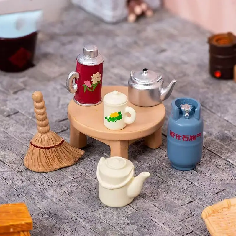 ノスタルジックなミニチュアの日用品、マイクロビューの装飾アクセサリー、レトロな家の小さな装飾品、DIY