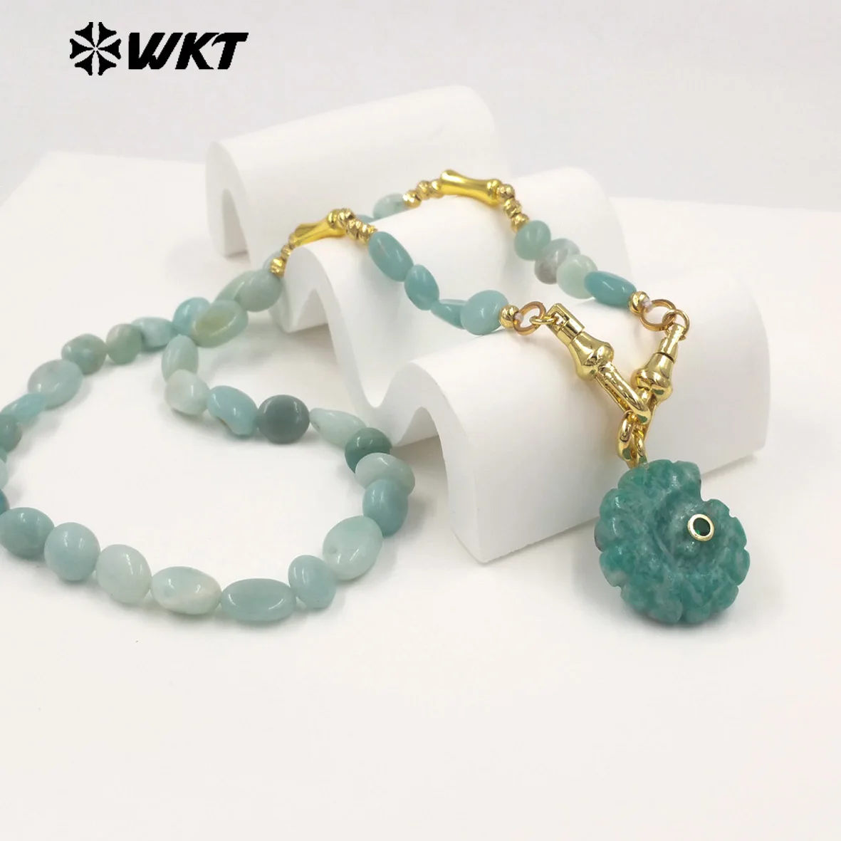 WT-N1520 Boutique Stone Beads Splicing Brass Chain With Natural Gemstones Carved Trumpet Pendant Necklaces For Friend Gift