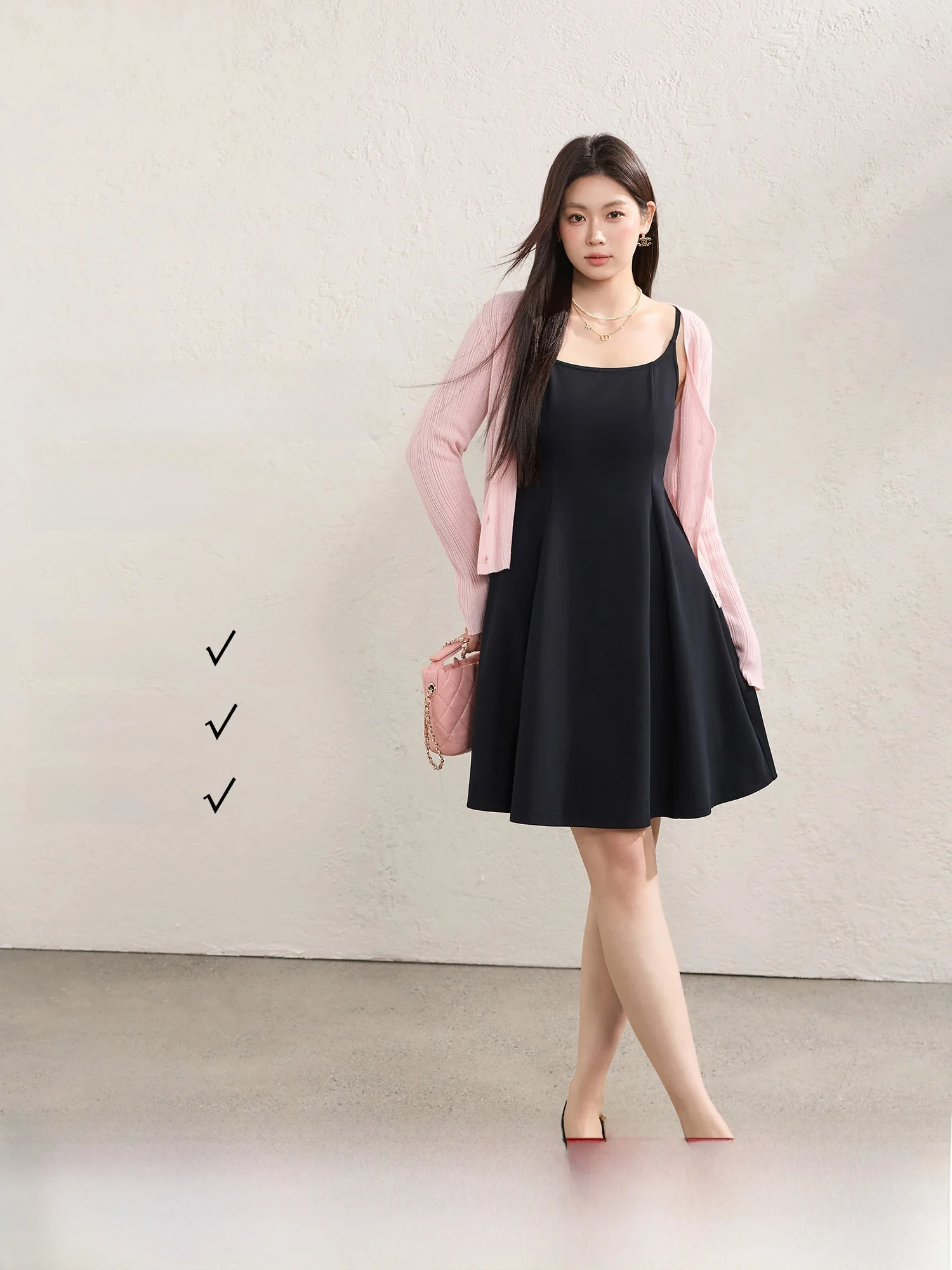 

Синее платье Hepburn большого размера с открытыми плечами, весенняя новинка, скрывающая недостатки фигуры, А-силуэт, юбка-солнце