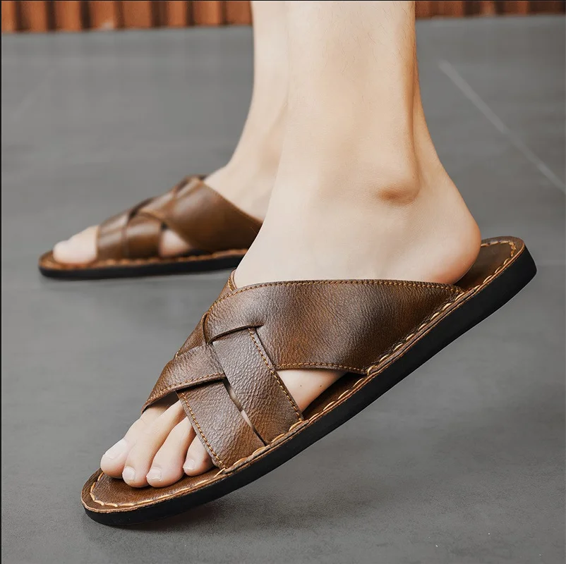 

Мужские кожаные тапочки на плоской подошве, шлепанцы, сандалии без шнуровки на тонкой подошве, противоскользящие дышащие удобные туфли в стиле ретро, большой размер 48
