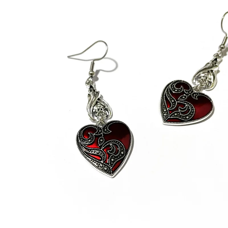 Wholesale Gothic Mysterious Earrings Jewelry Blood Rose Heart-shaped Angel Pendant Earrings Ladies Retro Earrings Jewery