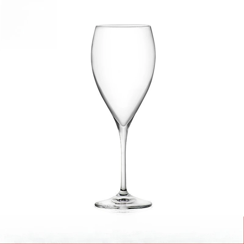 

Red wine glass, crystal red wine glass, household goblet.