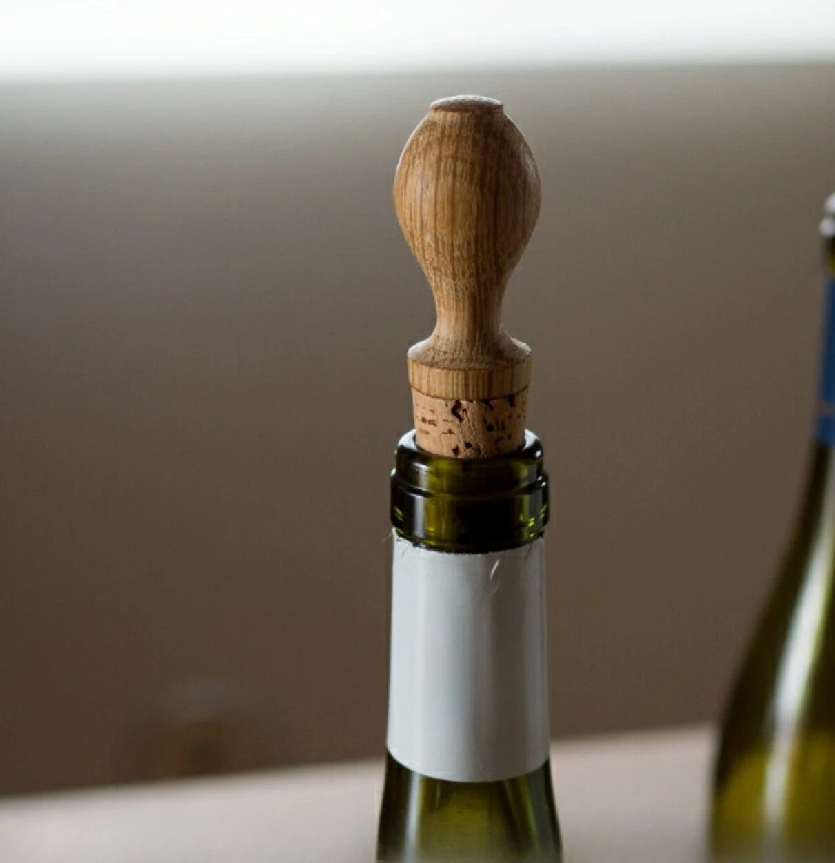 Handmade Natural Oak Cork Mill Wine Cork Glass Wine Cork