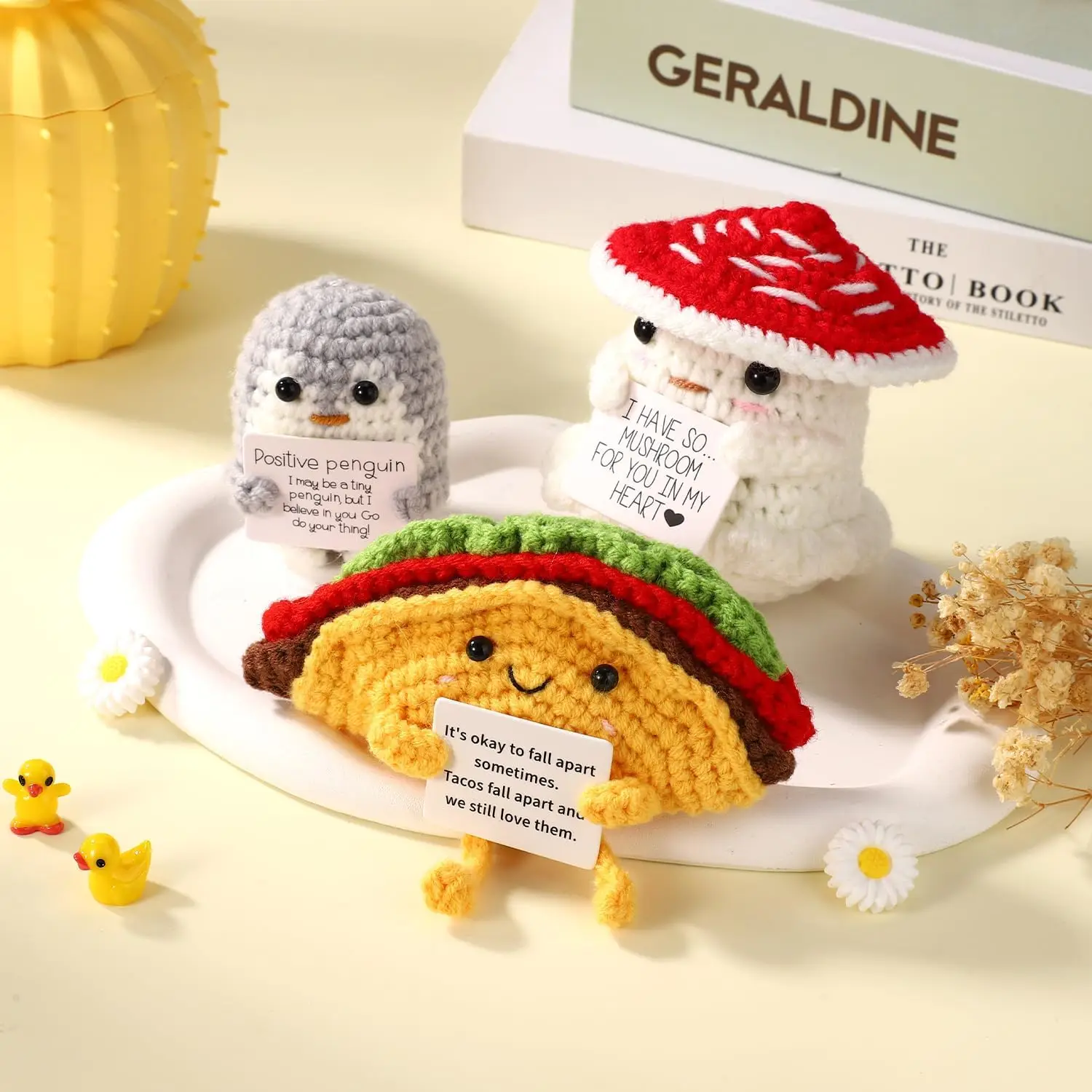 3 uds seta positiva Crochet Taco pingüino divertida muñeca tejida con tarjetas de aliento adorno de escritorio de pingüino tejido hecho a mano