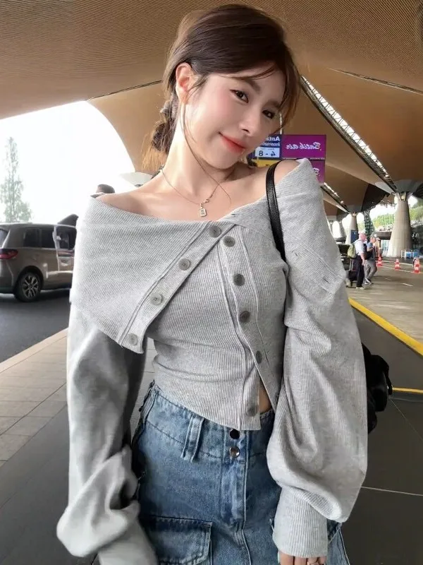 

Korean Sle Long Sve Knitted Sweater Women's Slim Fit oulder Bared Versatile Button up Top Ci Walk Soft Knitwear