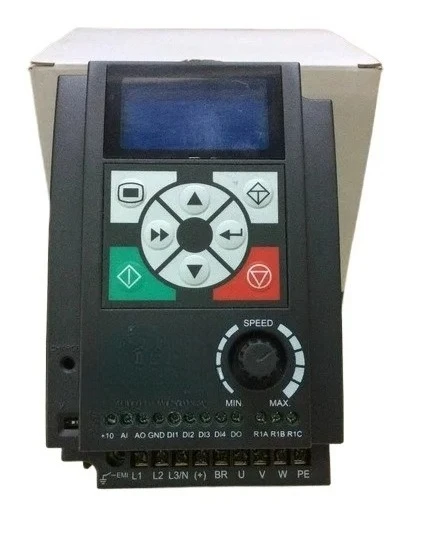 220V110V single-phase high-speed motor spindle special high-frequency inverter