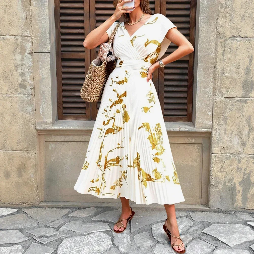 ชุดเดรสผู้หญิงฤดูร้อน ดีไซน์หรูหรา ทันสมัย ปี 2025 ลายพิมพ์ จีบระบาย แขนสั้น คอวี ทรงเอ สำหรับวันหยุดพักผ่อน ชุดเดรสยาวจีบระบาย