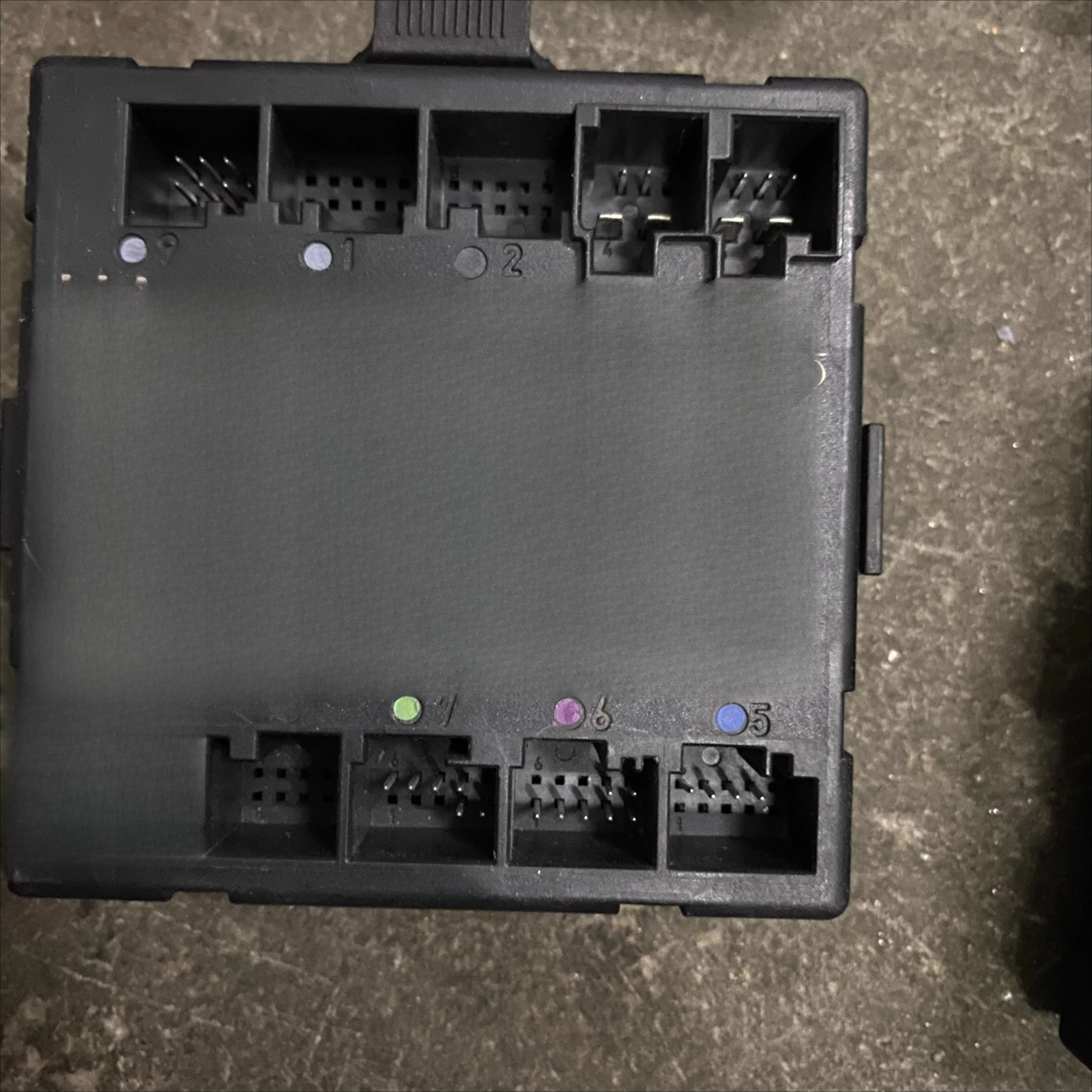 

Automotive Parts Control Module Ml350gl400gle450w 292