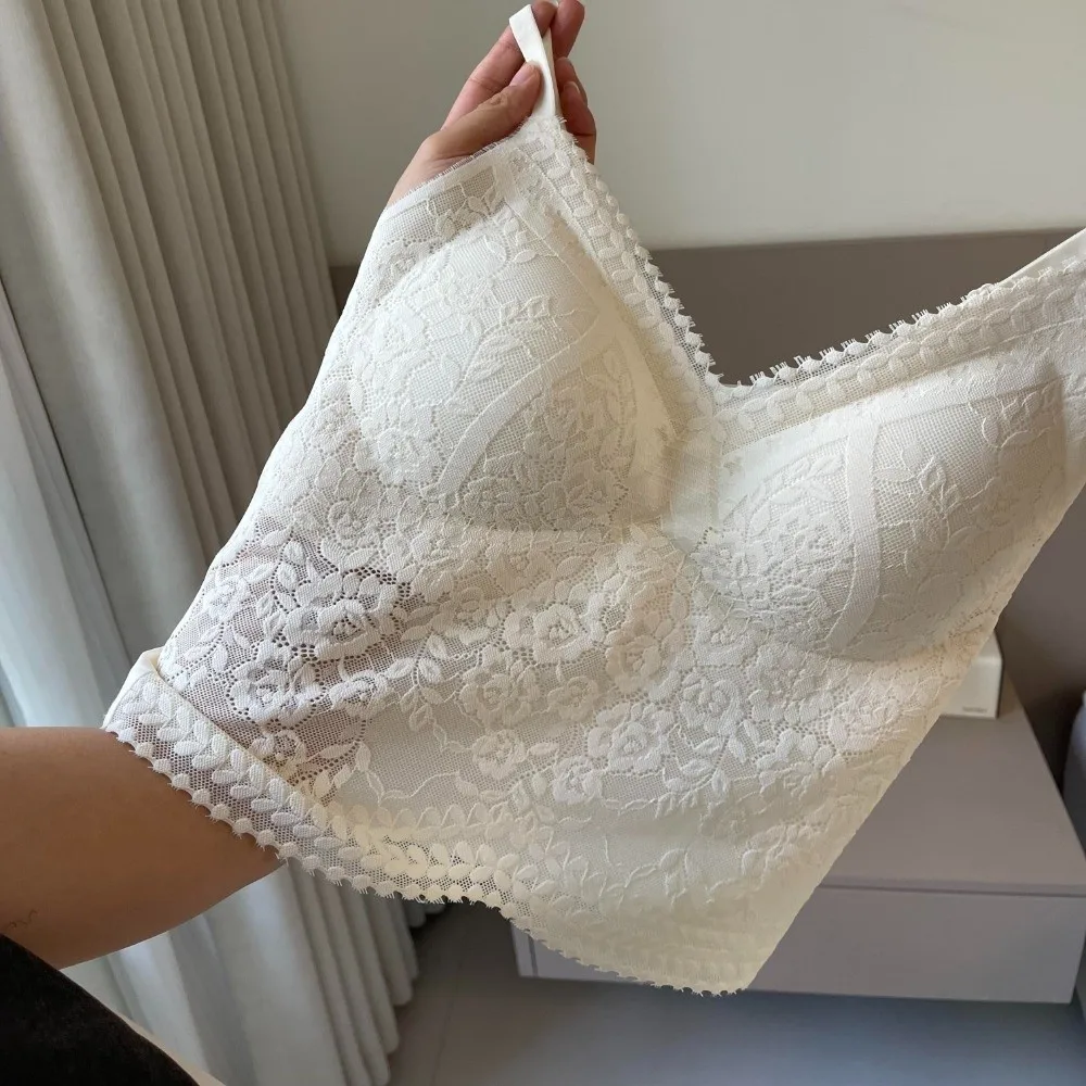 Fashion Built-In Chest Pad Lace Vest Slim Fit Seamless V-Neck Tank Top Beauty Back Women Underwear Women Wear