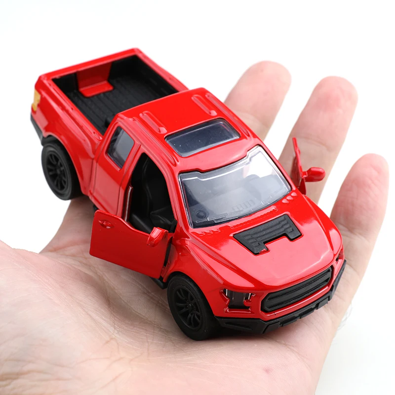 Eingesacktes 1:38 Ford F150 Pickup-Geländewagen aus Legierung mit Rückzug, Nachahmung eines Geländewagens, Kinderauto aus Legierung, Spielzeugauto für Jungen