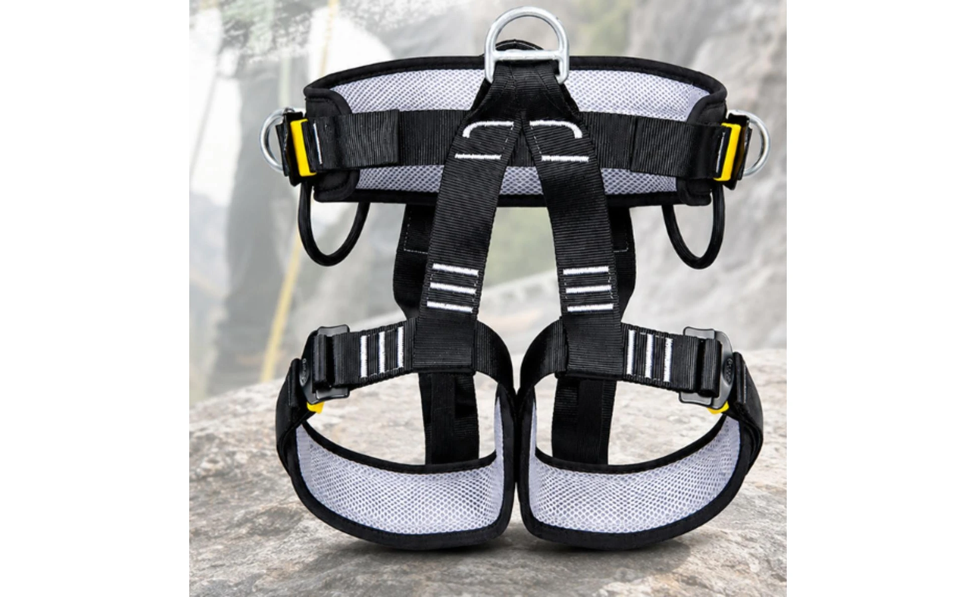Full-Body Safety Harness Ventilated Harness with Mesh Padding Comfortable Heavy-Duty for Workers, Fall Protection, Climbing