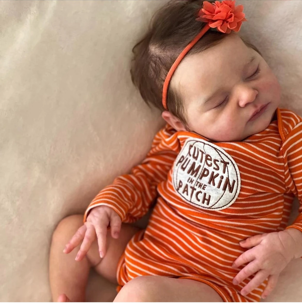 19-calowa Laura Deluxe Reborn Baby Girl - realistyczna twarz śpiąca |   Ręcznie szyte stroje Couture |   Bezpieczny i przytulny prezent dla dzieci