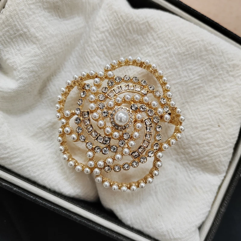 Big Imitation  Pearl Camellia Flower Crystal  Brooch  Jewelry For Women