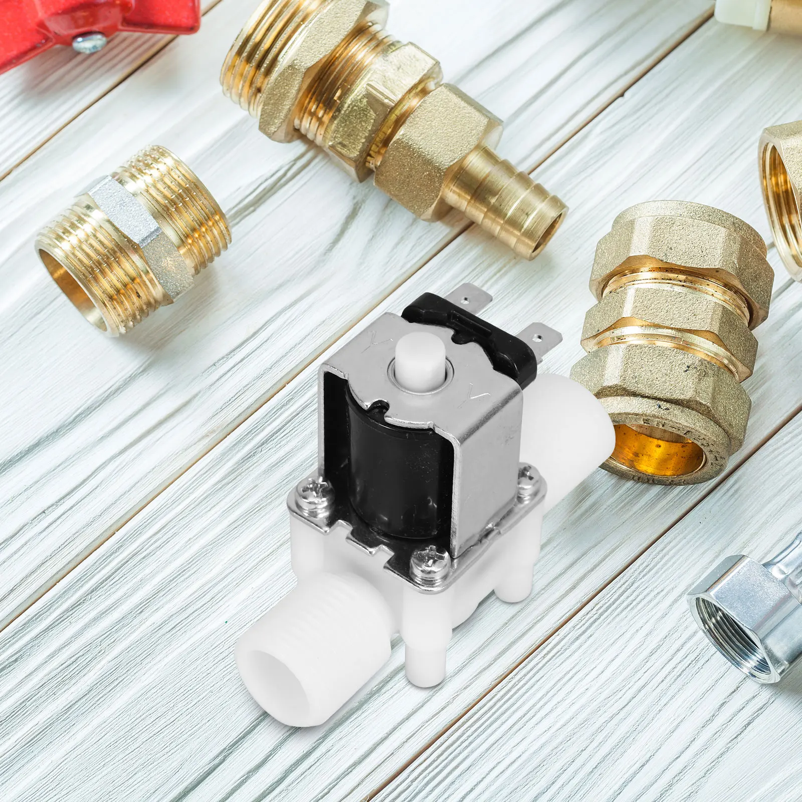 

Normally Closed Solenoid Valve 12V Water Control Sprinkler Garden Hose Pipe Valve Rubber Controller