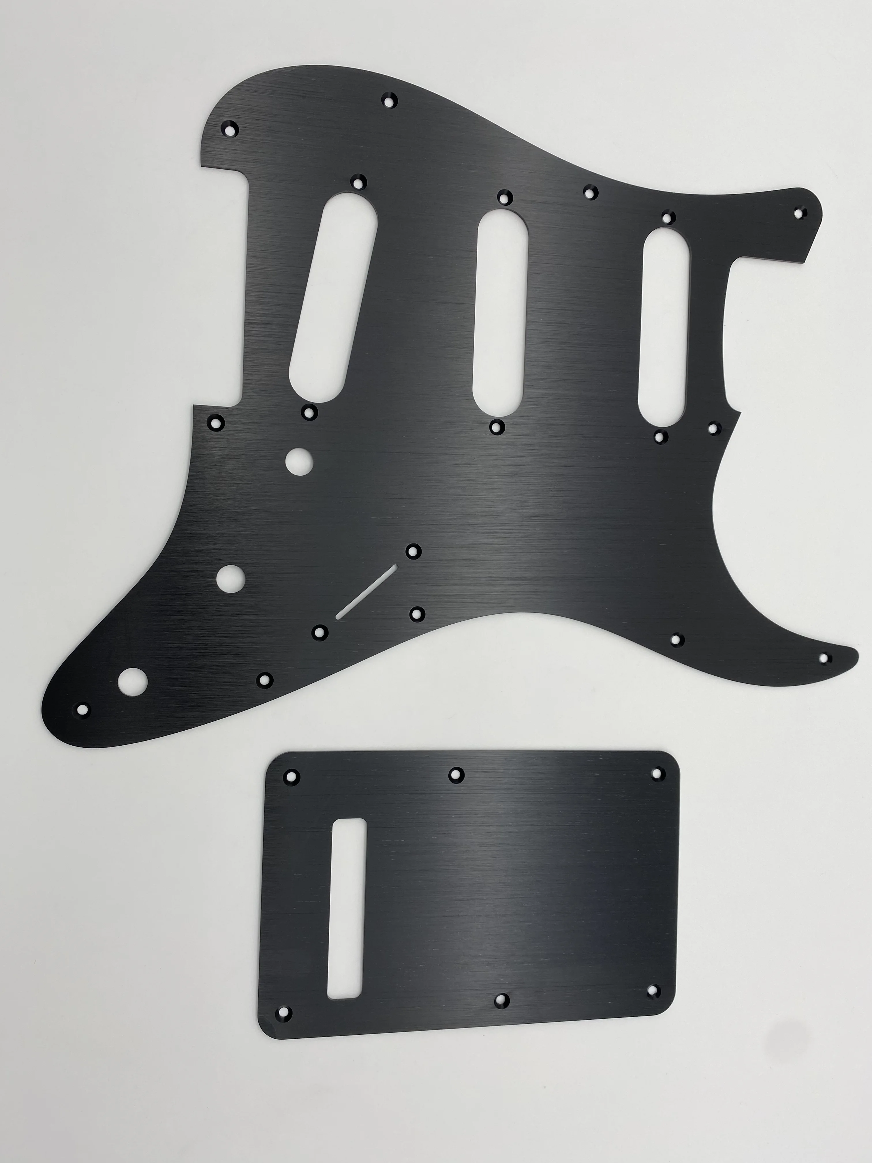 11-Holes Aluminum Anodized Modern Style ST SSS single Vintage62 Guitar Pickguard Scratch Plate Fits for American/Mexican Fend