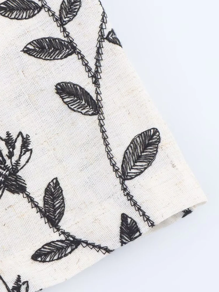 ملابس نسائية صيفية جديدة على الطراز الأوروبي والأمريكي، سراويل قصيرة غير رسمية مريحة ومطرزة على شكل حقيبة ورقية عالية الخصر