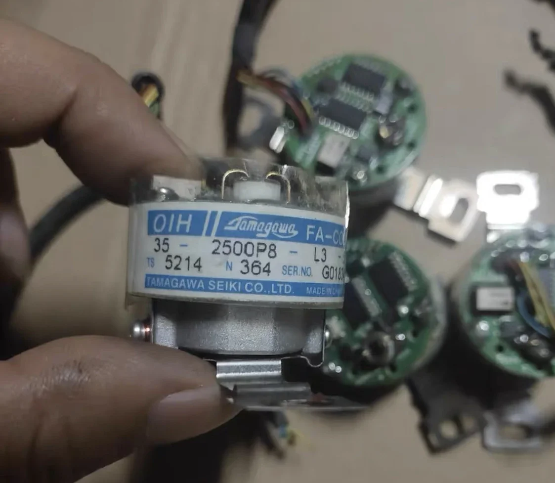 TS5214N364 tweedehands encoder, op voorraad, ok getest, functie normaal