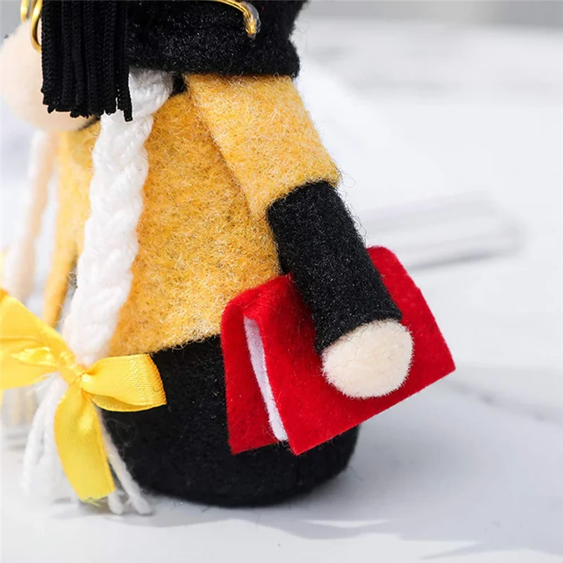 LICE-Class of 2024 زينة جنوم التخرج، التماثيل القطيفة الهدايا هدية ديكور غراد السويدية لحفل الحفلات طاولة المنزل