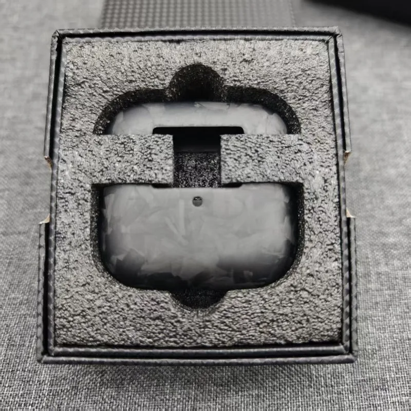 حافظة من ألياف الكربون لأجهزة AirPods Pro 3 (2025) حافظة سماعة أذن من ألياف الكربون حافظة سماعة لاسلكية تعمل بالبلوتوث