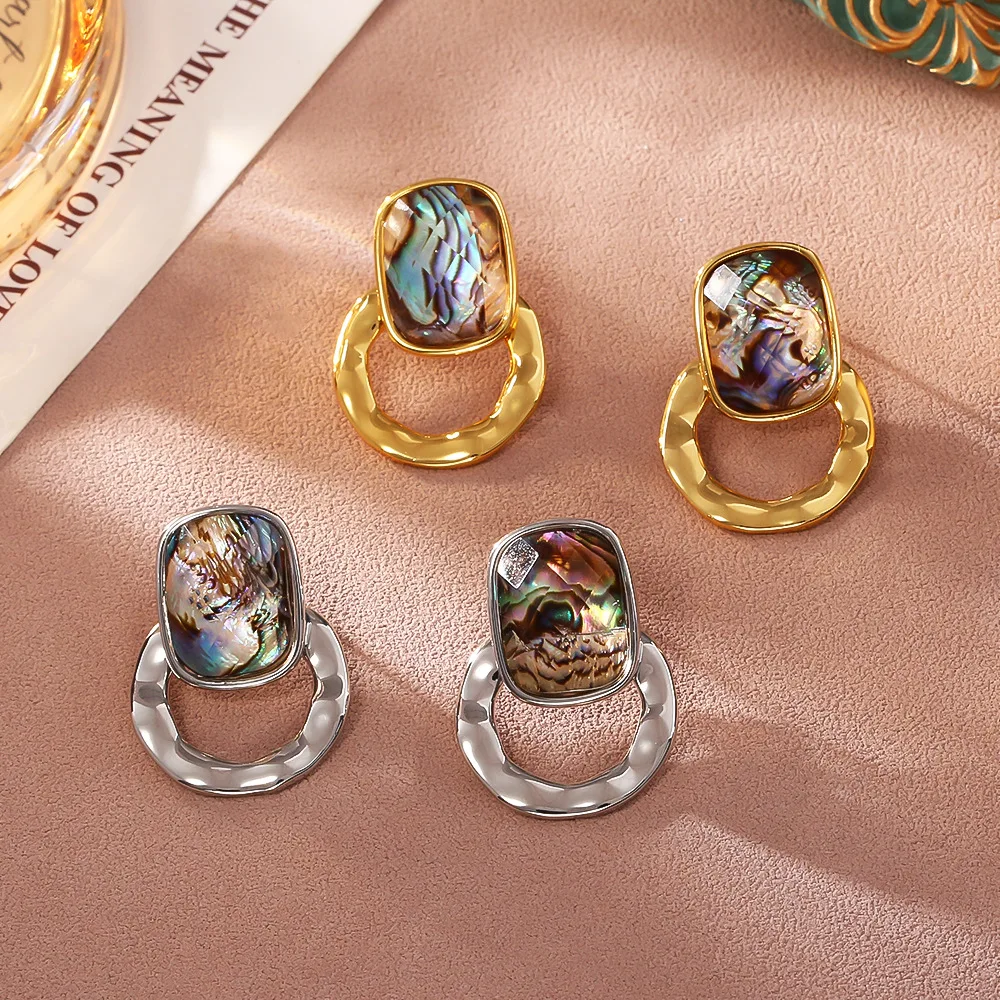 Stylish and exquisite small fragrance style earrings niche light luxury design personalized versatile commuting earrings