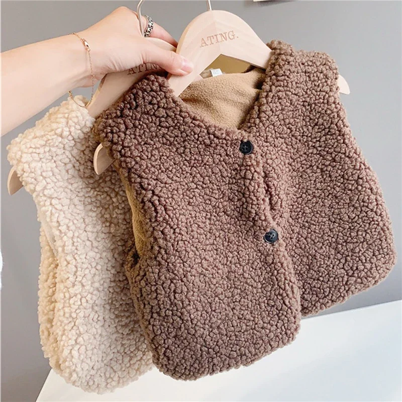 Children's Vest Autumn Winter Baby Lamb Wool Vest Plus Velvet Waistcoat Girls Boys Plush Vest Fashion V Neck Thickened Warm Coat