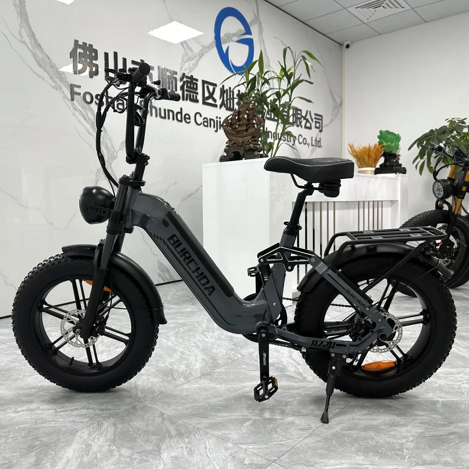 Overseas warehouse electric mountain bike 20 inch European Union spot delivery AZ20 pedal power bicycle oil brake 7 speed
