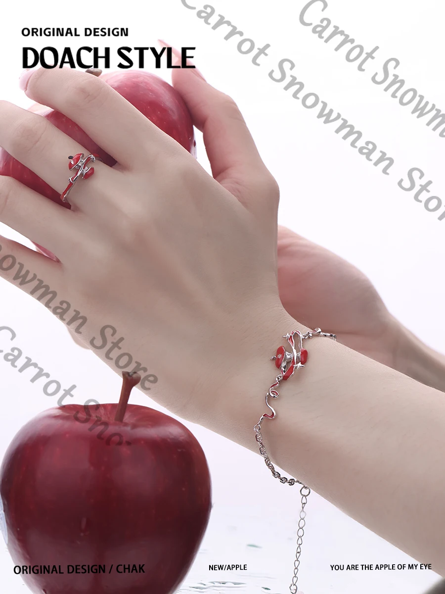 أنيمي الحب و Deepspace Caleb أبل سوار معصمه الكفة زخرفة ملحق تأثيري الكرتون هدية تزيين